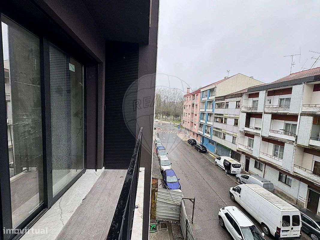 APARTAMENTO T0 NOVO JUNTO À AVENIDA DA LIBERDADE, BRAGA-10