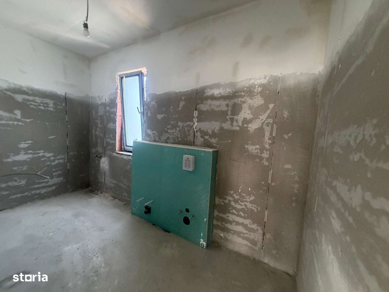 CASA INDIVIDUALA- 4 CAMERE, TOATE UTILITATILE, TEREN 240 MP, COMIS 0%-14