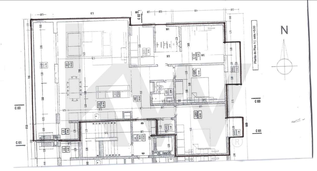 Exclusivo Apartamento T3 Contemporâneo de Alta Gama – Patacão, Faro-38