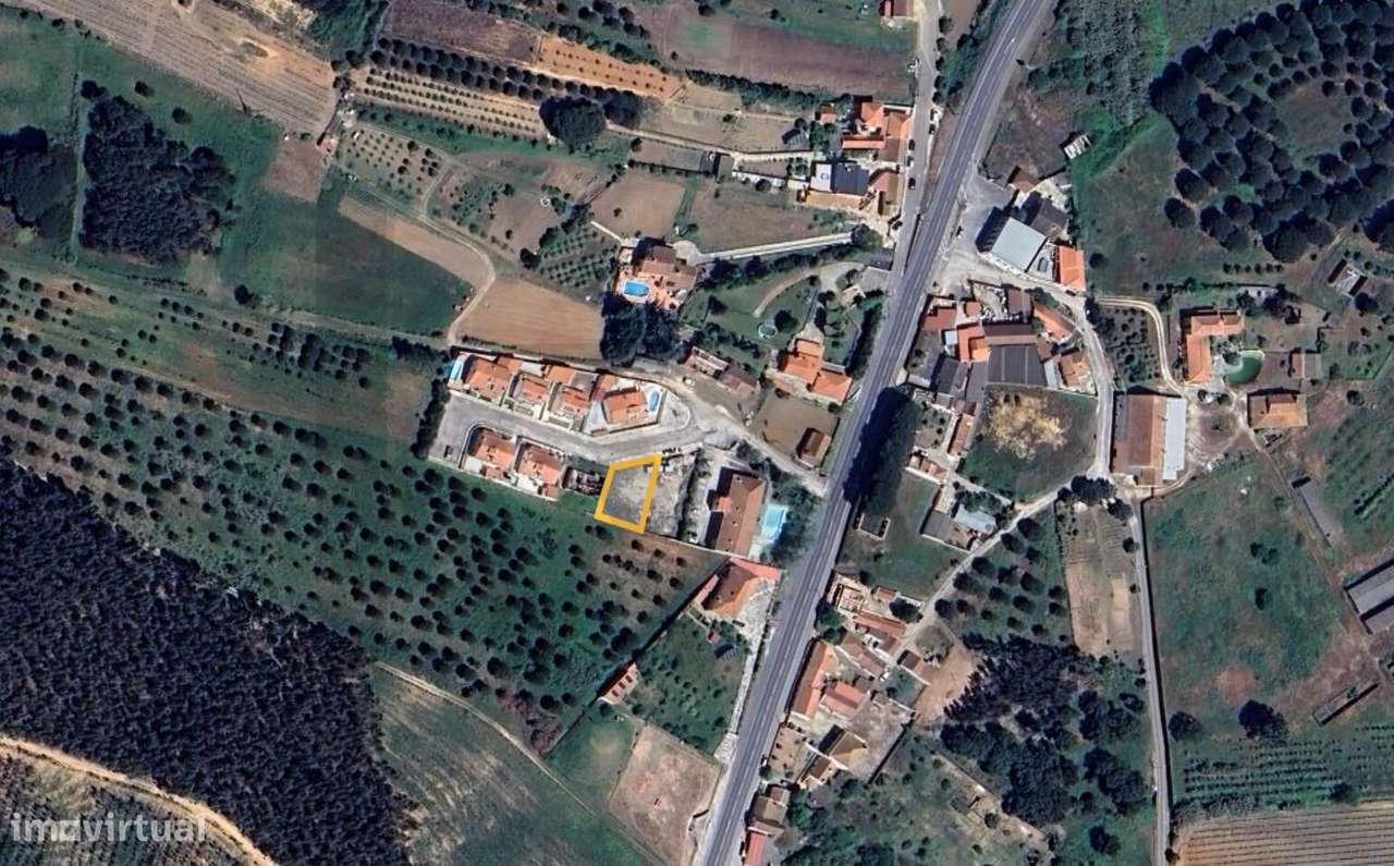 Lote com Projeto Aprovado: A sua Moradia - Térrea, às portas da Serra - Grande imagem: 2/5