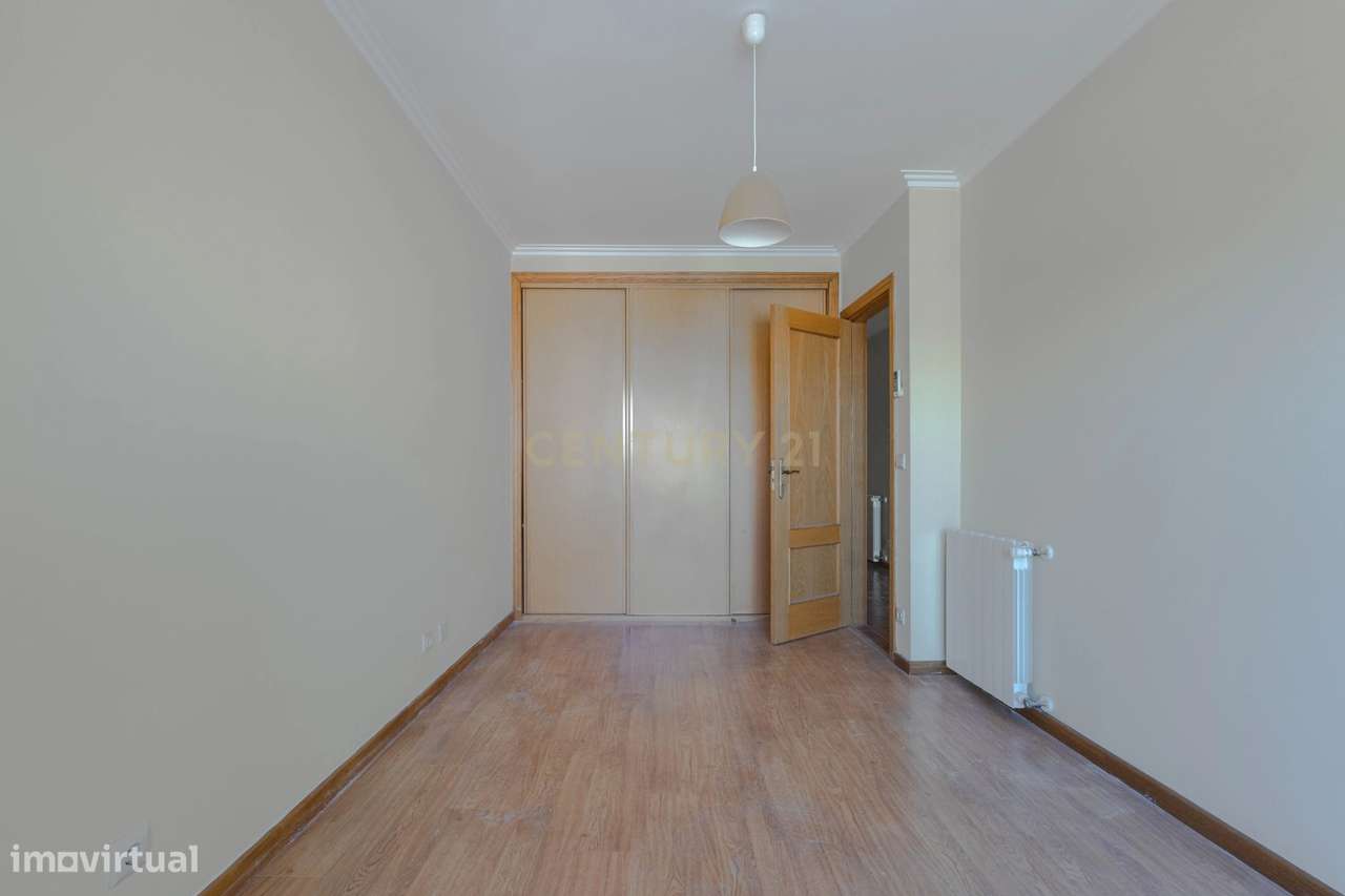 Soberbo Apartamento T2 com Vista Mar Canidelo-20