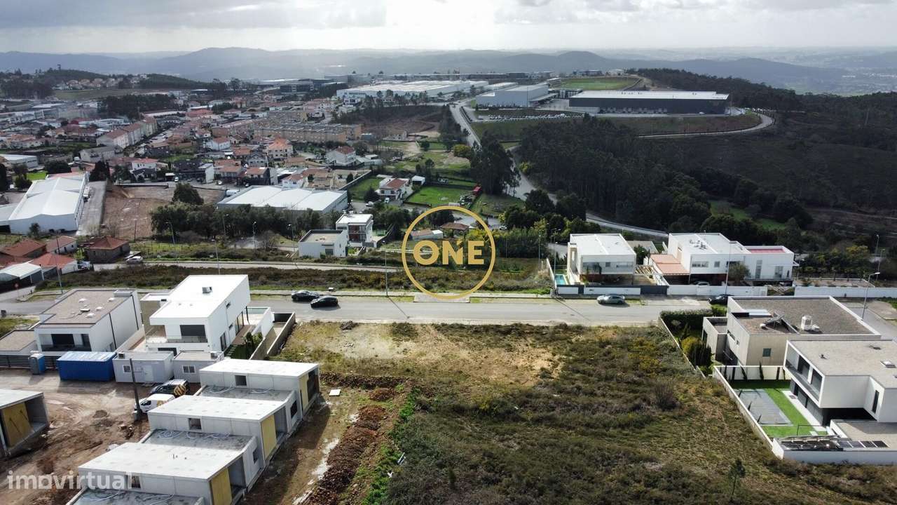 Lote 600m2 l Paços de Ferreira l 88.500,00€ - Grande imagem: 5/10