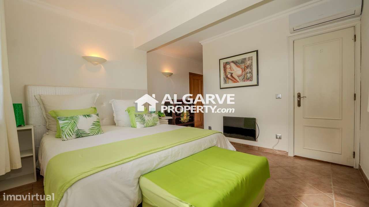 Moradia V4 térrea perto da praia entre Vilamoura e Vale do Lobo-10