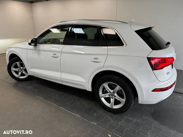 Audi Q5 2.0 40 TDI quattro S tronic Sport - 27