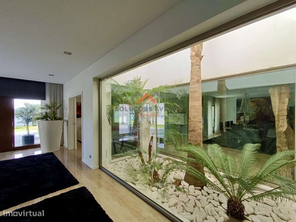 Moradia Contemporânea de Luxo com jardins tropicais e Design Exclus...-18