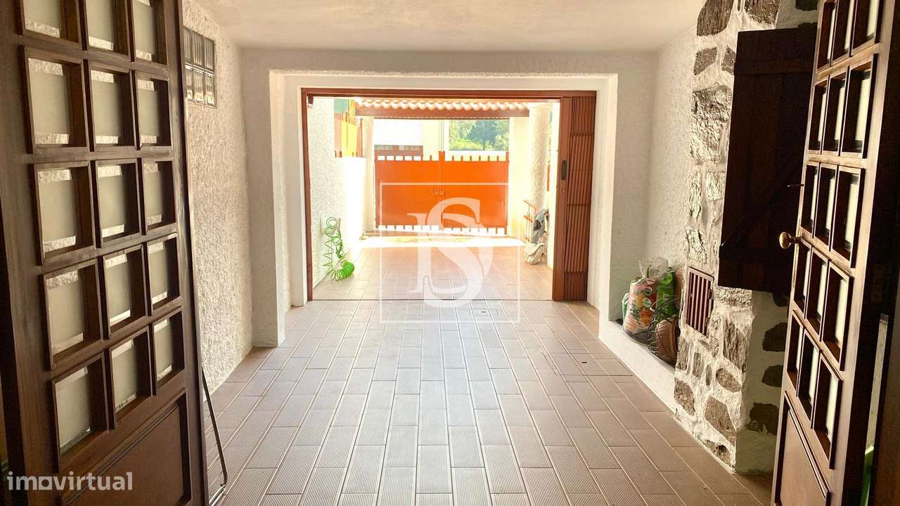 Moradia T4 Venda em Rio Tinto,Gondomar-16