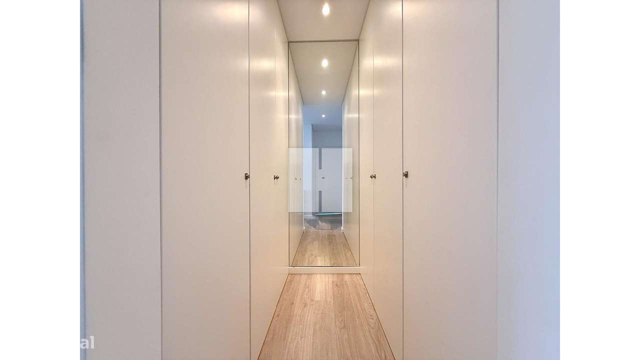 Luxuoso T-3 na Qtª Santa Maria-38