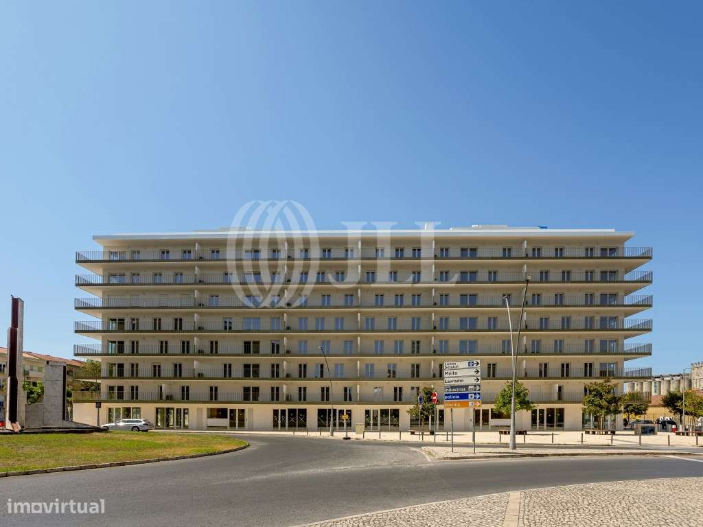 Apartamento T1, com varanda e estacionamento, no Barreiro-26