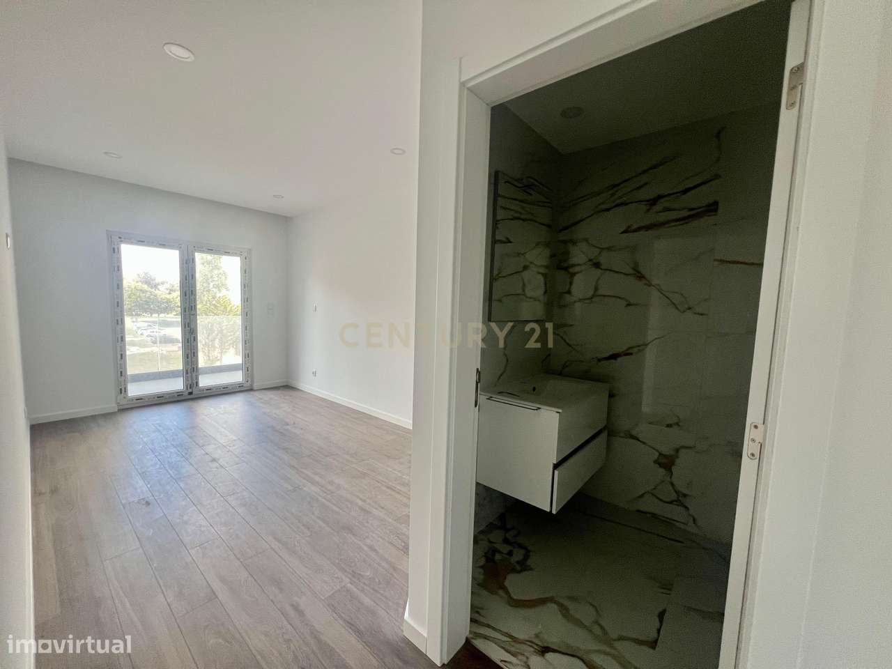 RESERVADO - Excelente Apartamento T2 Novo na Urbanização Quinta das Se-13