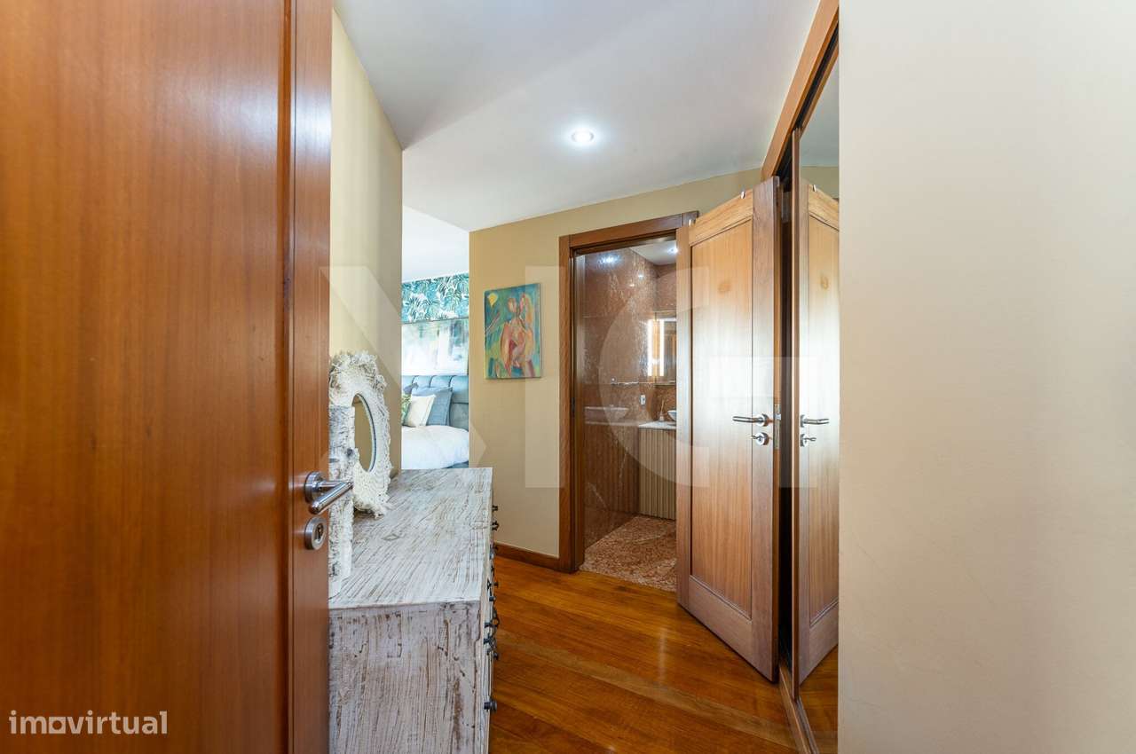 T3 Centro Matosinhos,Condomínio fechado,com varandas, garagem,arrumos-28