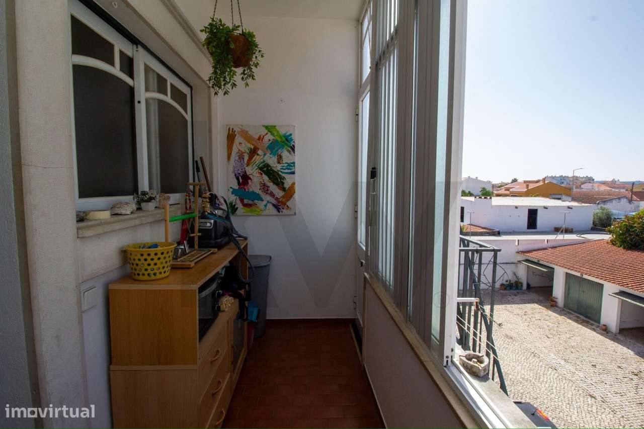 Excelente Oportunidade em Almeirim – Apartamento T3 com Terraço e Gara-21