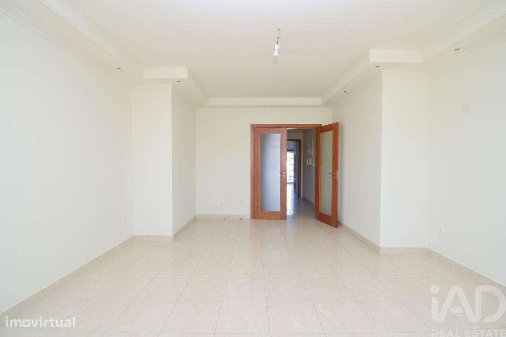 Apartamento T2 em São Domingos de Rana - Grande imagem: 4/32