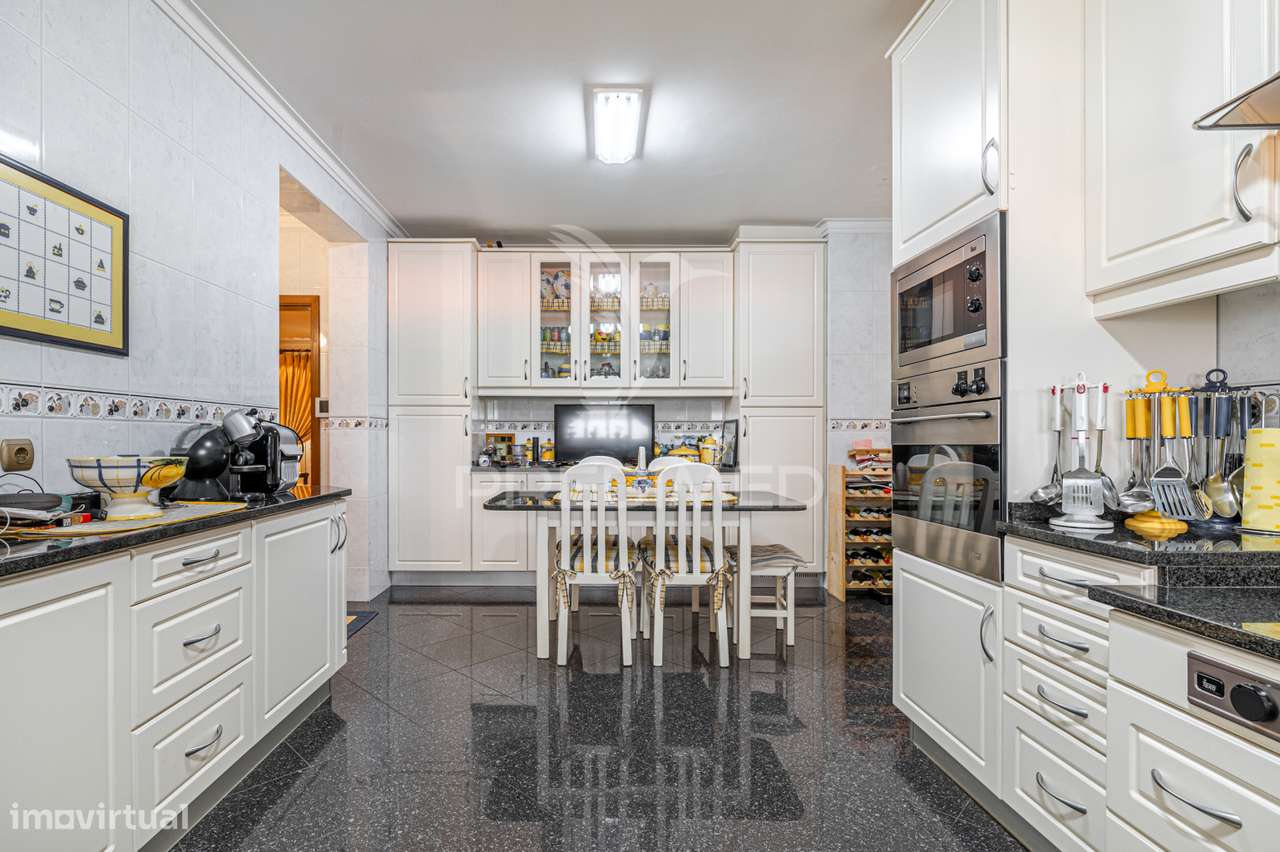 ? Moradia T4 Exclusiva em Espinho, Braga – Luxo, Conforto e Vistas... - Grande imagem: 5/25