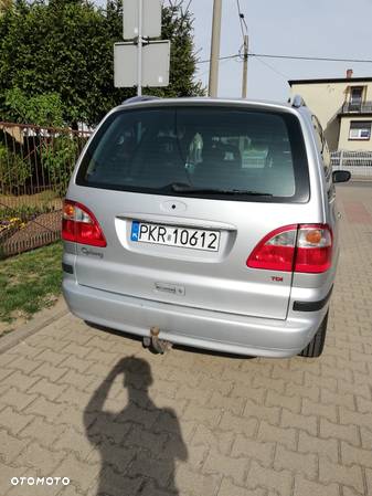 Ford Galaxy 1.9 TDI Ghia - 8