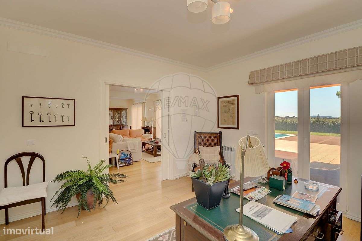 Moradia T4 para venda-12