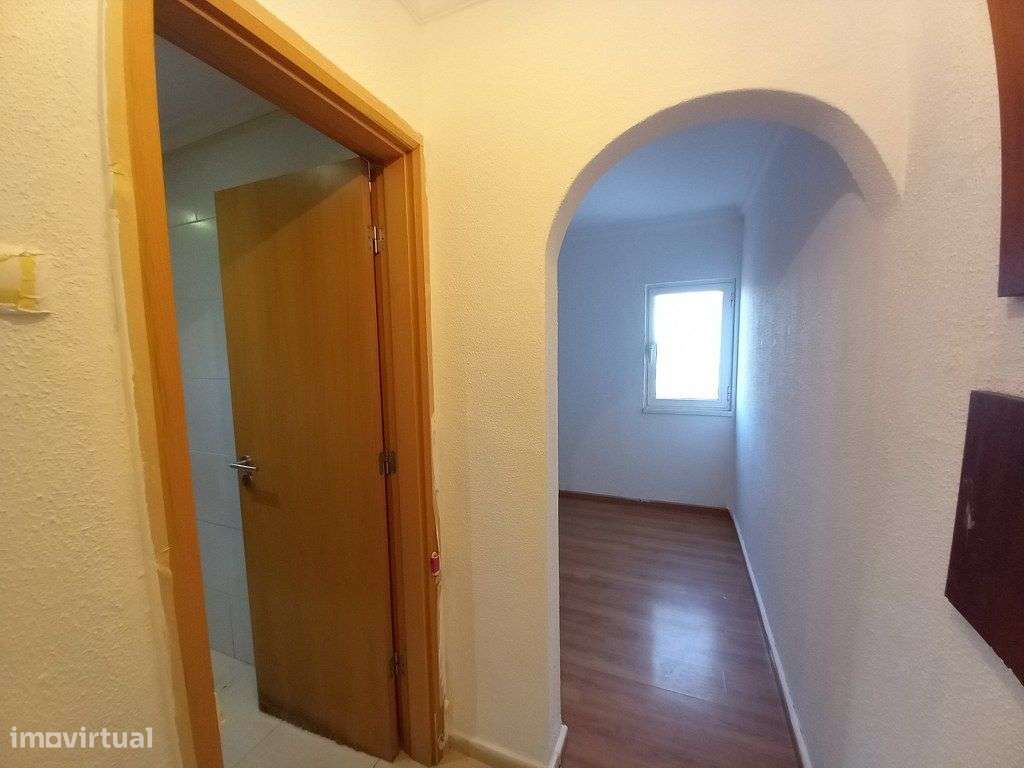 Apartamento T2 remodelado - Torre, Cascais - Grande imagem: 4/21