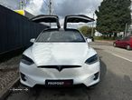 Tesla Model X - 4