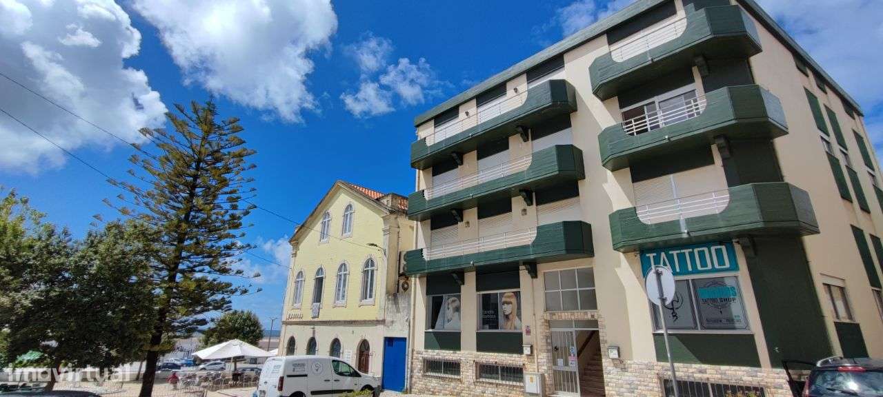 T2 c/ L de Garagem e Mobilado - Largo da Varina - Buarcos - Grande imagem: 4/46