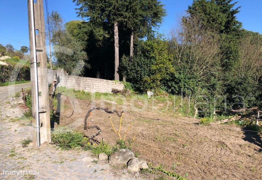 Parcela de terreno para construção-5