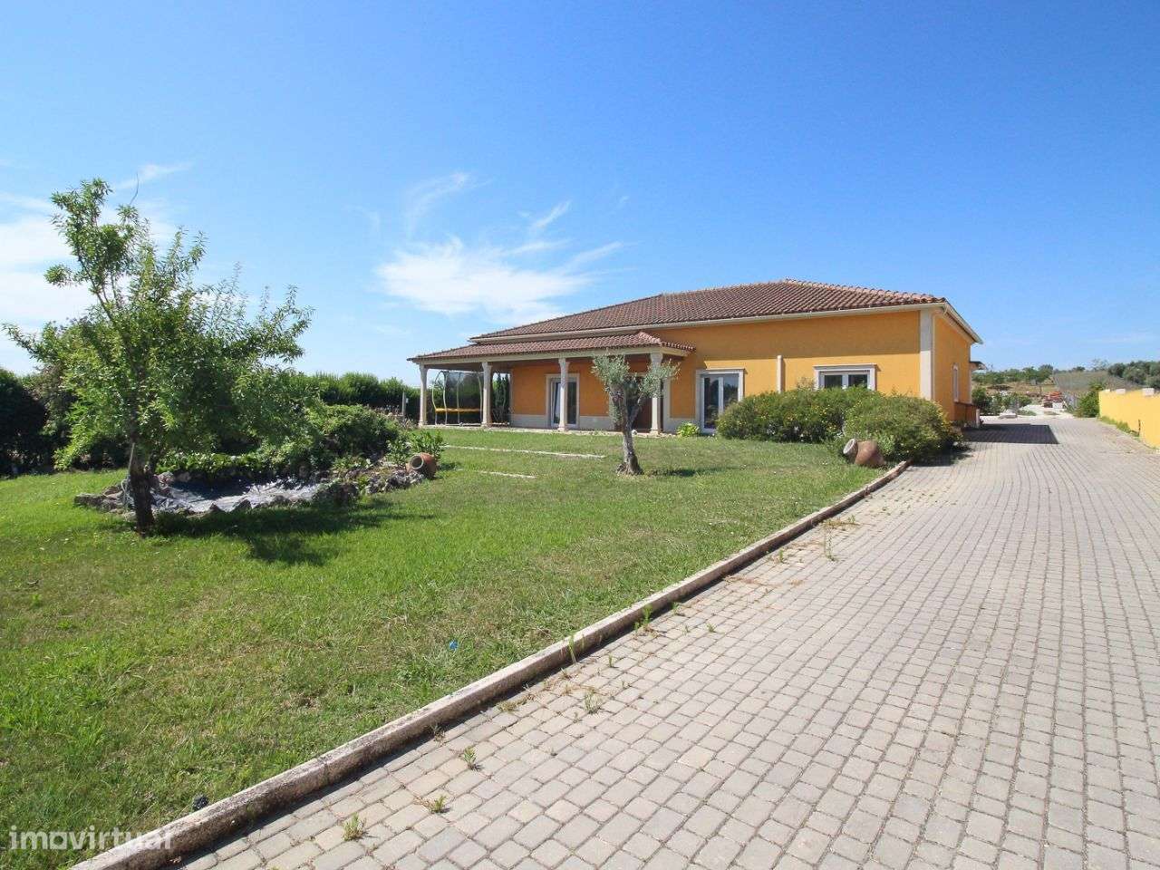 Moradia T5 com piscina - Grande imagem: 3/22