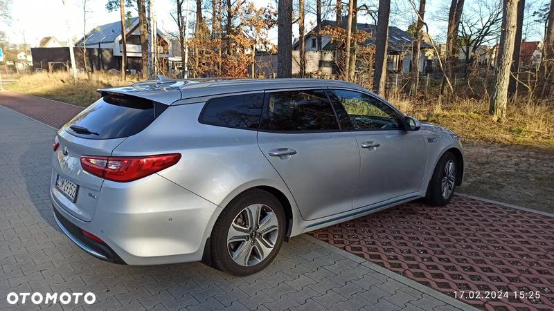 Kia Optima Plug-in Hybrid - 3