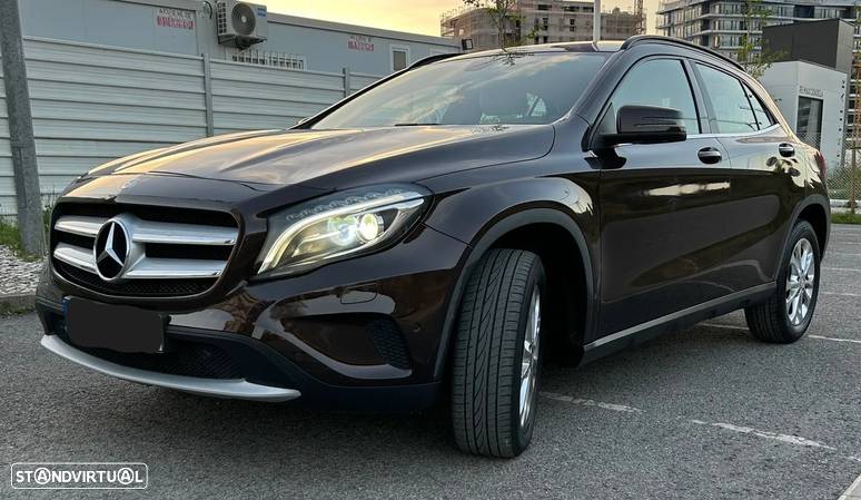 Mercedes-Benz GLA 220 CDI 4Matic 7G-DCT Style - 11