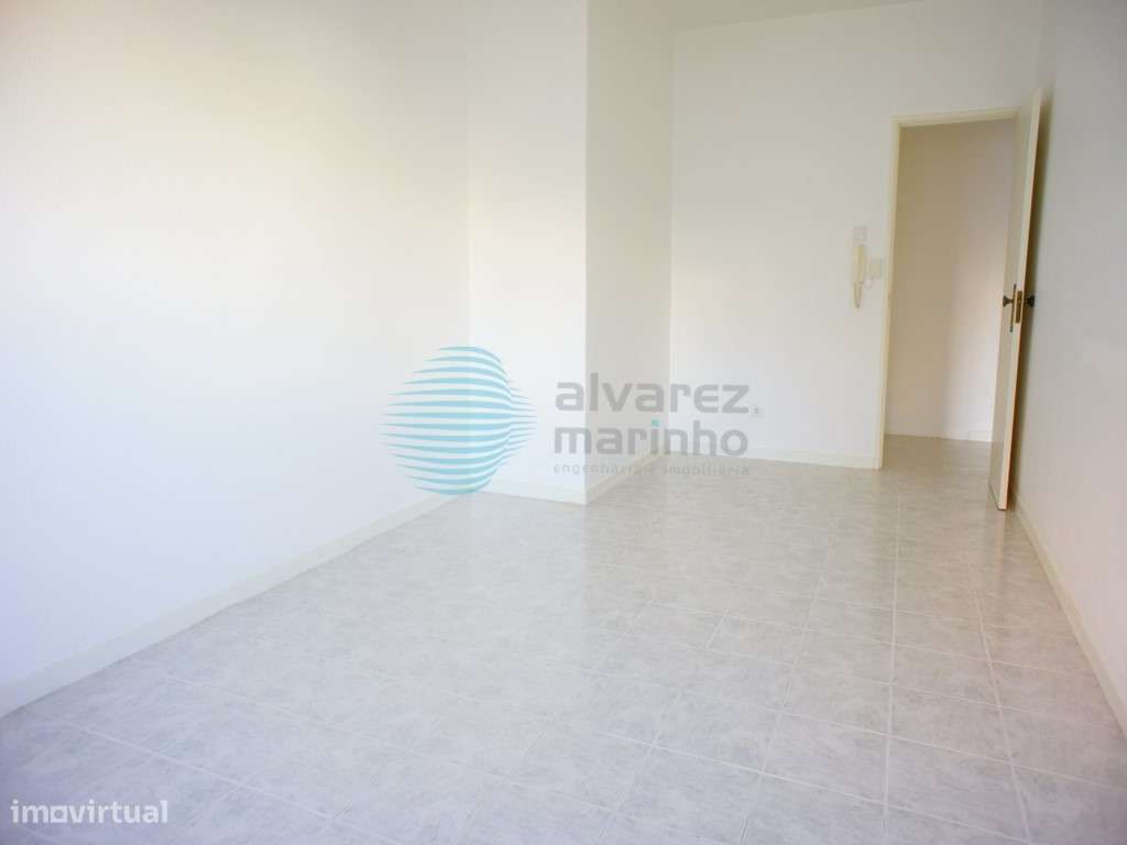 Escritório em Torres Vedras com estacionamento privativo - Grande imagem: 5/11