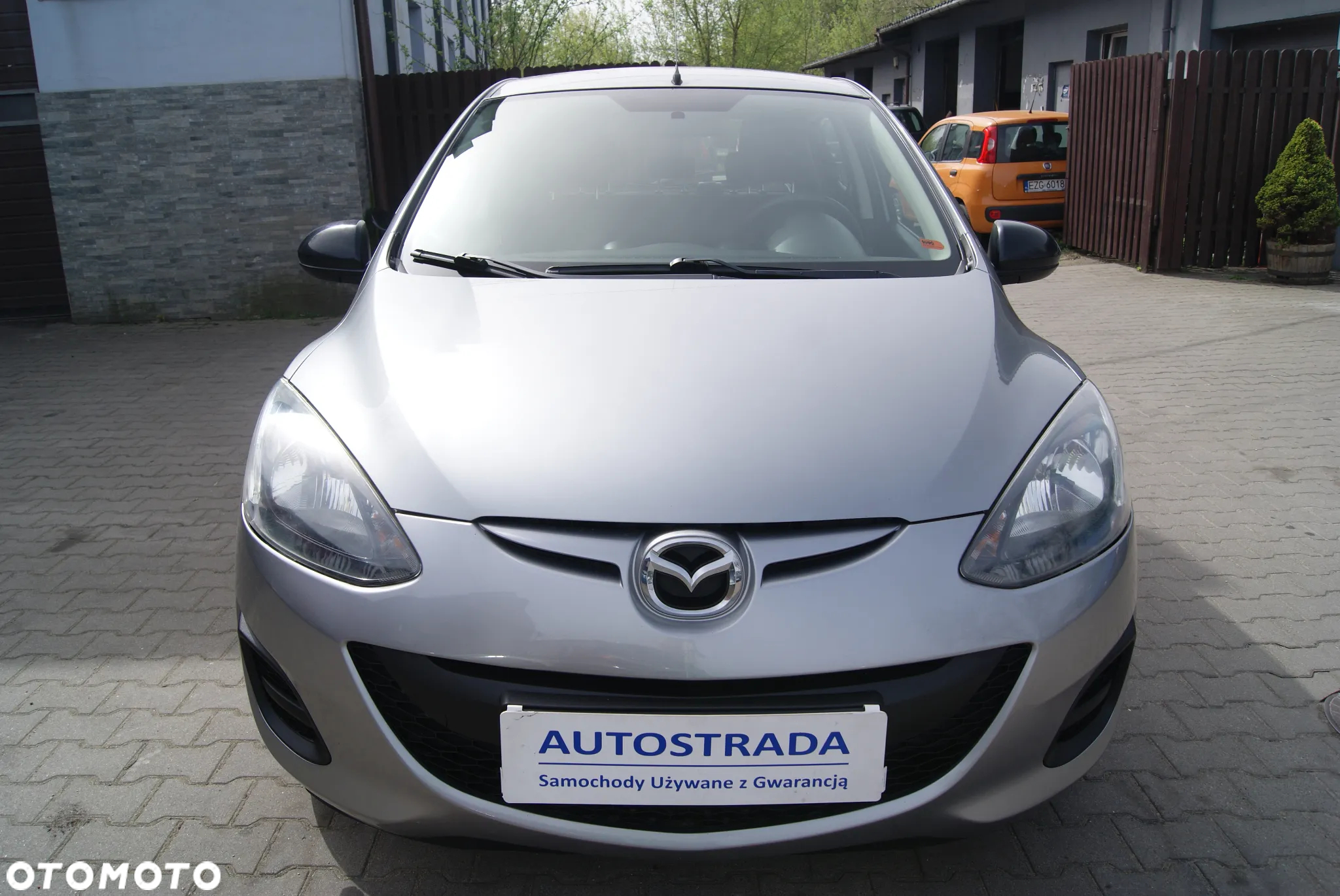 Mazda 2 - 6