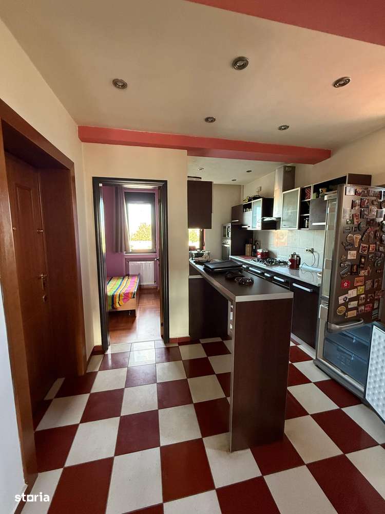 Apartament de 4 camere în emblematicul Bloc Zodiac – boxă inclusă-6