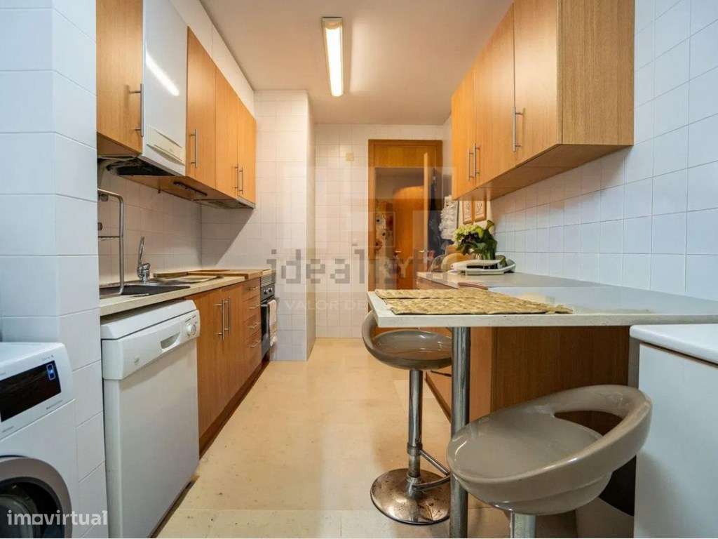 Apartamento T4, situado no prestigiado Parque das Nações, em Lisboa-4