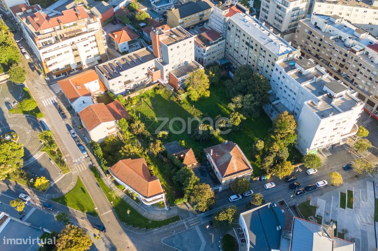 Moradia no coração de Paços de Ferreira-14