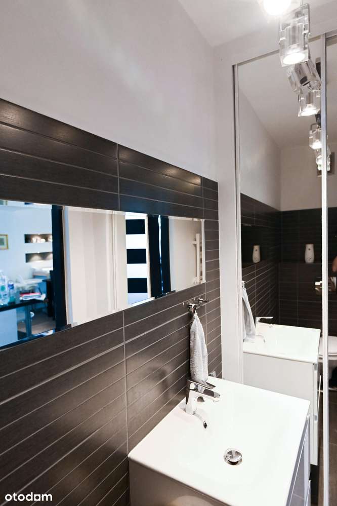 Nieruchomość z potencjałem inwestycyjnym - dom, hale, 1,42 ha ziemi-14