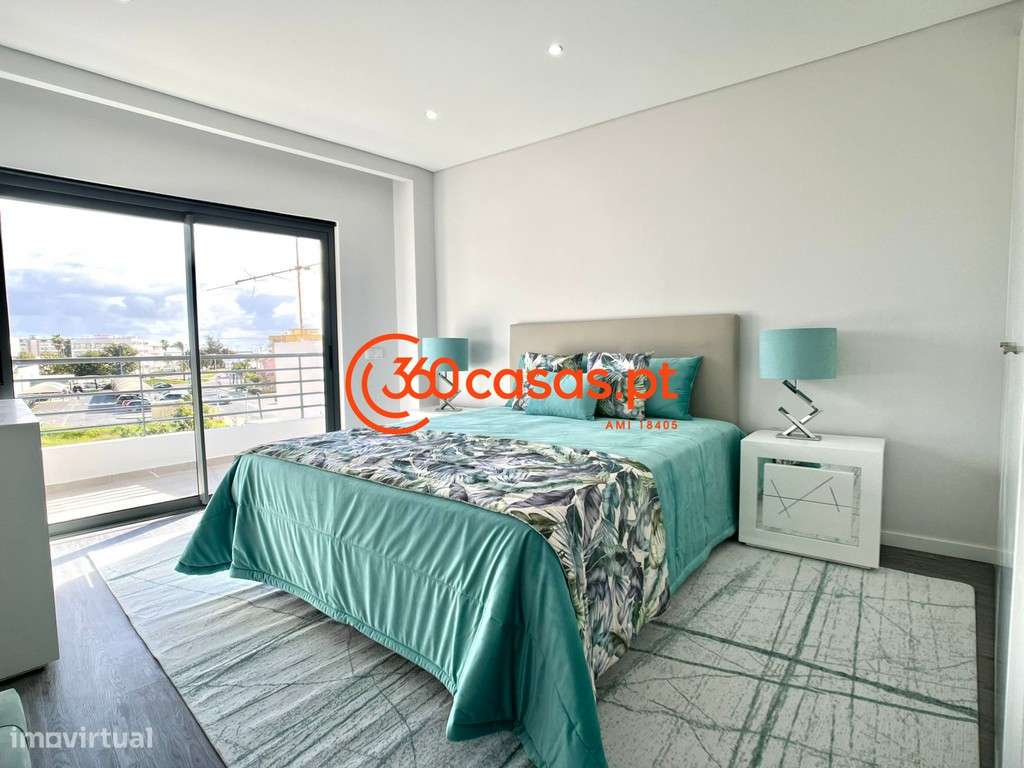 Apartamento T3 Novo com piscina, garagem e arrecadação em Olhão-20
