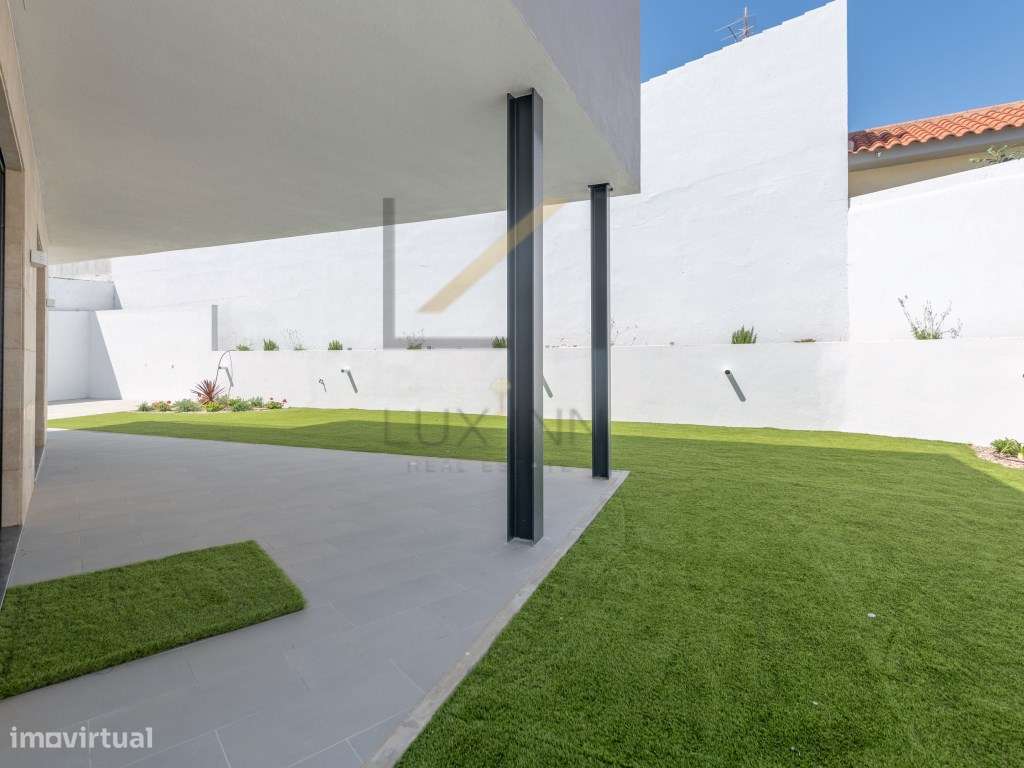 Moradia T4 isolada - Construção Nova-48