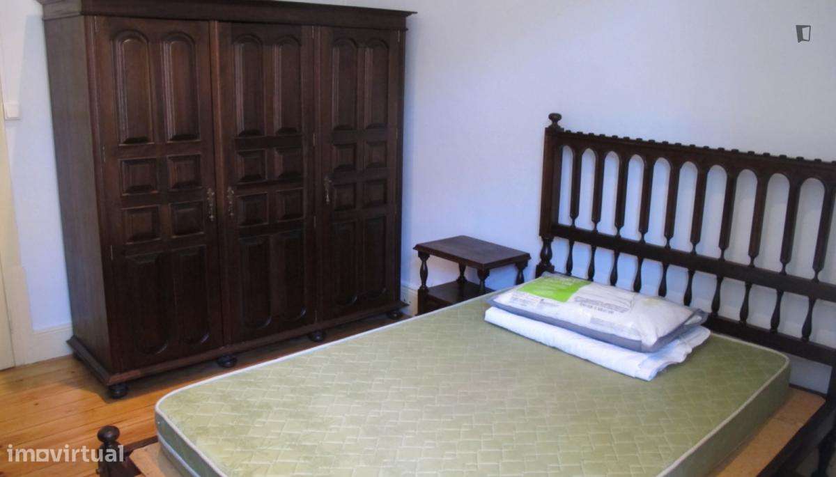 Apartamento com 3 quartos - localizado em Baixa Coimbra - Grande imagem: 4/9