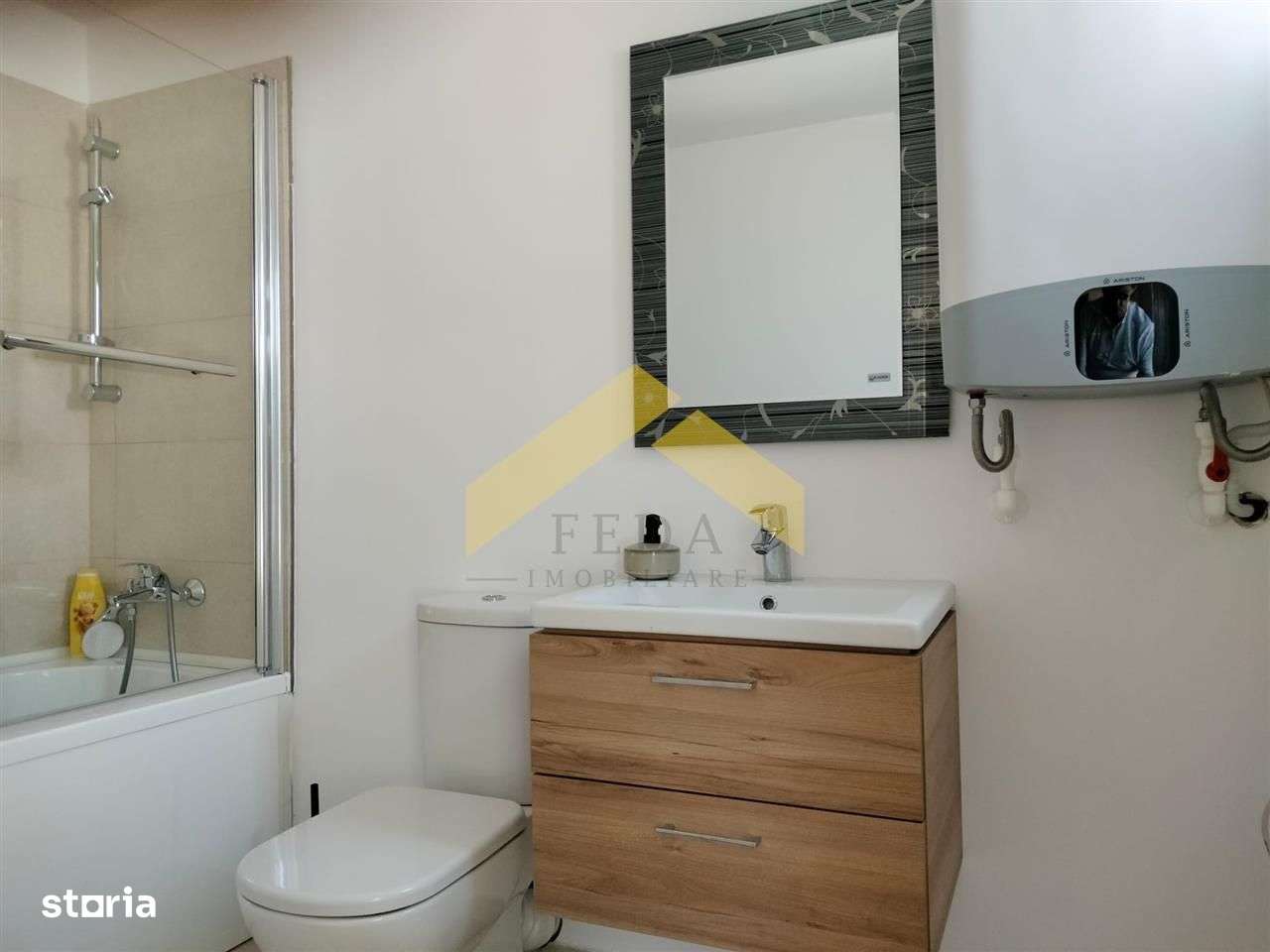 Casa cu trei camere  din containere  Frumuseni - Imagine principală: 5/18