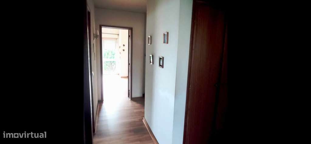 T1 mobilado, perto de escolas e comércio - Grande imagem: 4/7