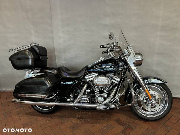 Harley-Davidson Touring Road King - 1