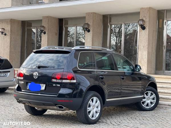 Volkswagen Touareg 3.0 V6 TDI DPF Tipt. Individual - 2