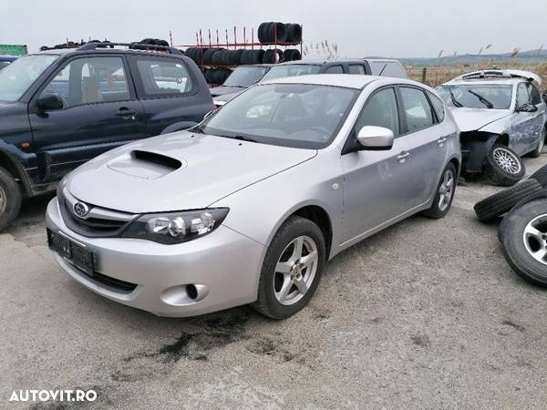 Dezmembrez piese Subaru Impreza - 2