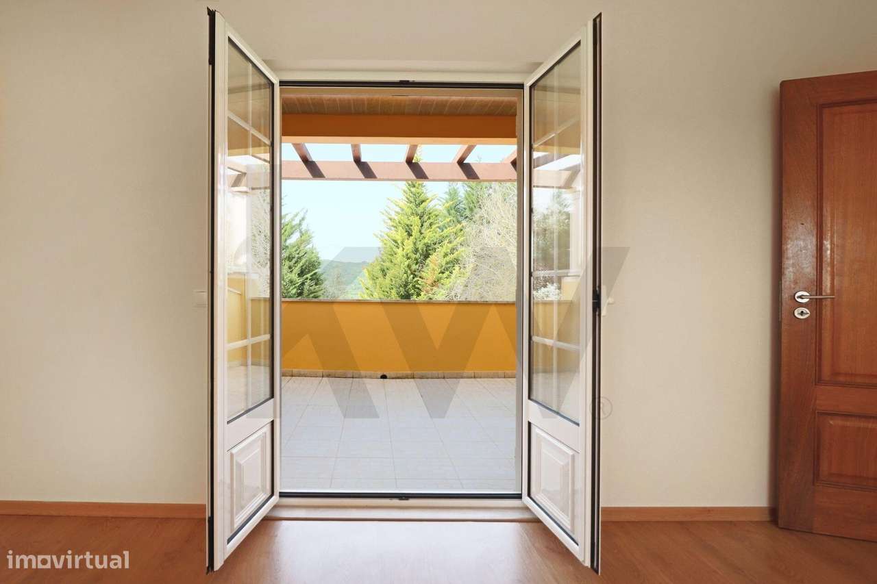 Moradia de Luxo com Piscina e Vistas Panorâmicas | Moçarria, Santarém-34