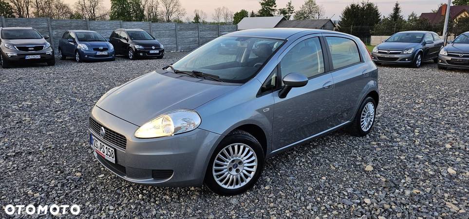 Fiat Grande Punto - 19