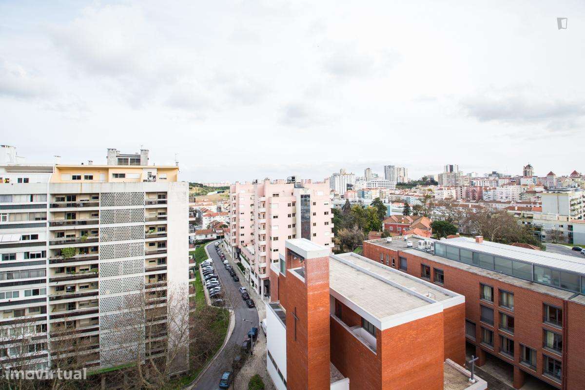Quarto - localizado em Roma-Areeiro Lisbon - Grande imagem: 4/10