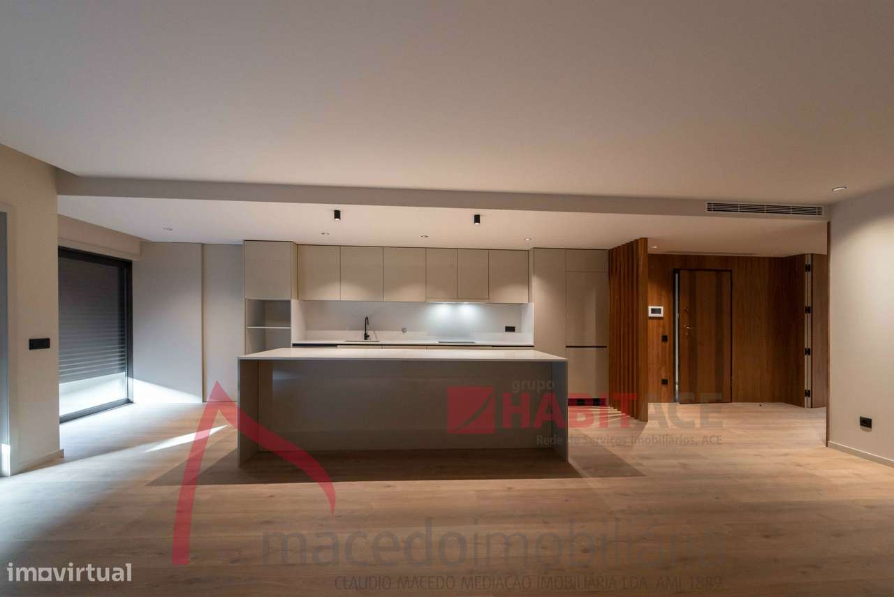 Apartamento T2 Novo para Arrendamento  em São Vicente - Grande imagem: 3/17