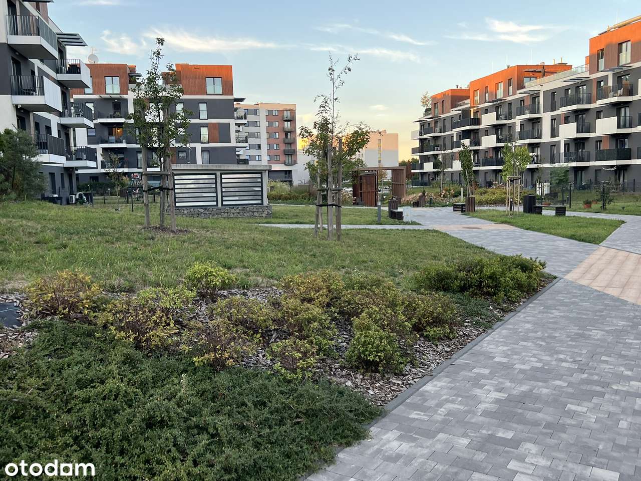 Atrakcyjne mieszkanie z balkonem w Katowicach - Ceglana Park, photo 1