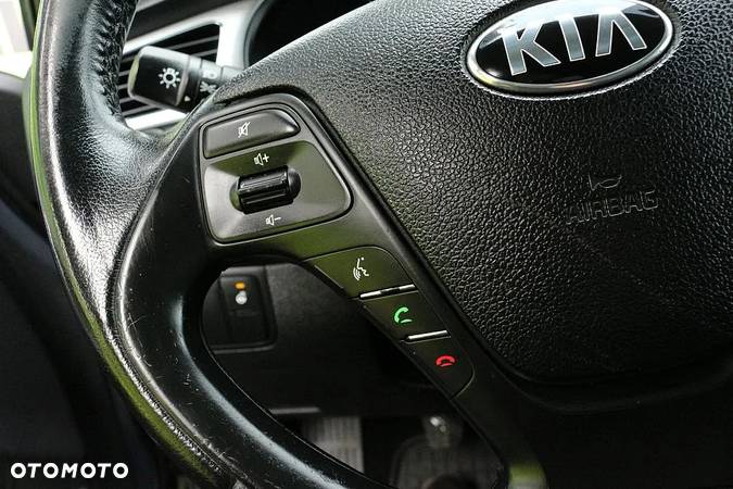 Kia Ceed Cee'd 1.6 GDI L - 21