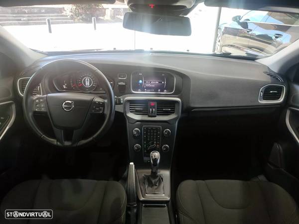 Volvo V40 1.5 T3 Sport Edition Geartronic - 11