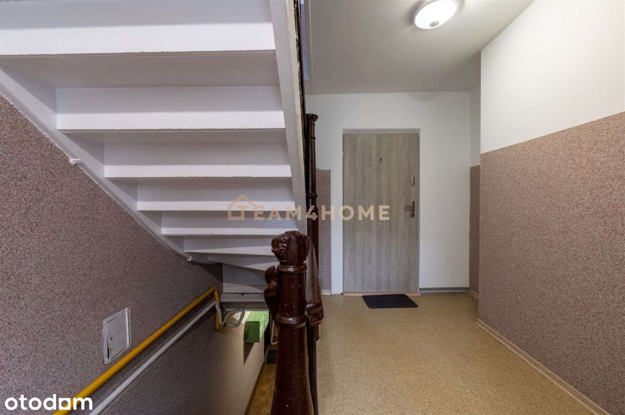 Mieszkanie blisko centrum z 3 sypialniami.-11