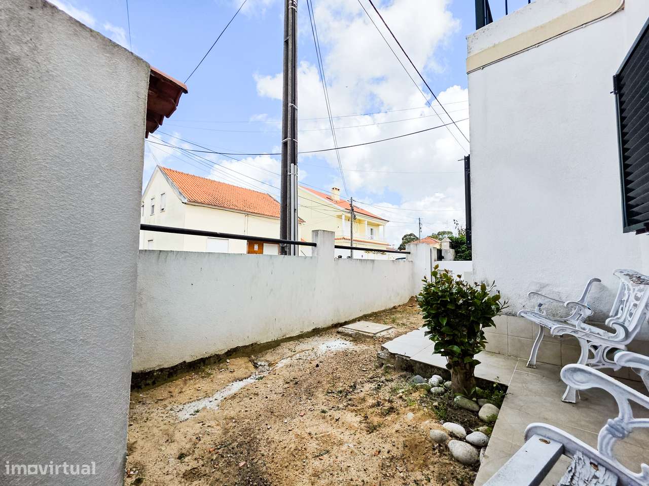 Andar de Moradia na Quinta Do Conde com espaço exterior-32