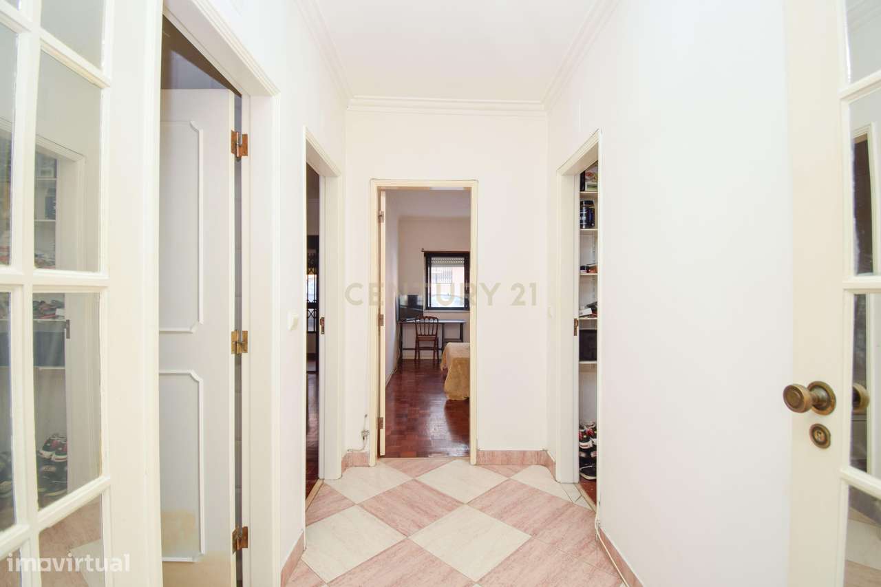 Exclusivo apartamento T2 com terraço na Quinta do Barão – Carcavelos-12